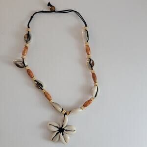 Vintage Cowrie Shell Necklace 30 Inch Boho Tribal Flower Pendant Natural Jewelry
